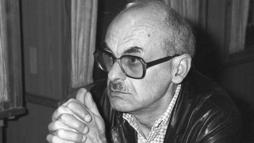 Скончался известный российский поэт и переводчик Алексей Цветков