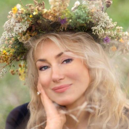 Мария Шукшина призвала запретить новое дрэг-шоу Анастасии Ивлеевой